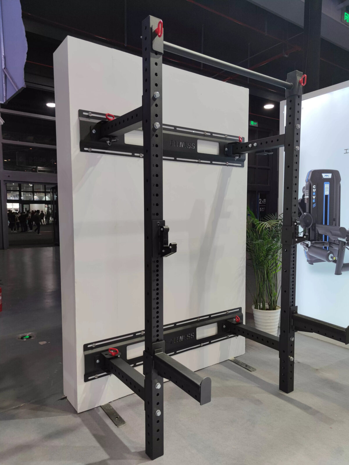 سكوات راك جداري قابل للطي - Foldable Squat Rack